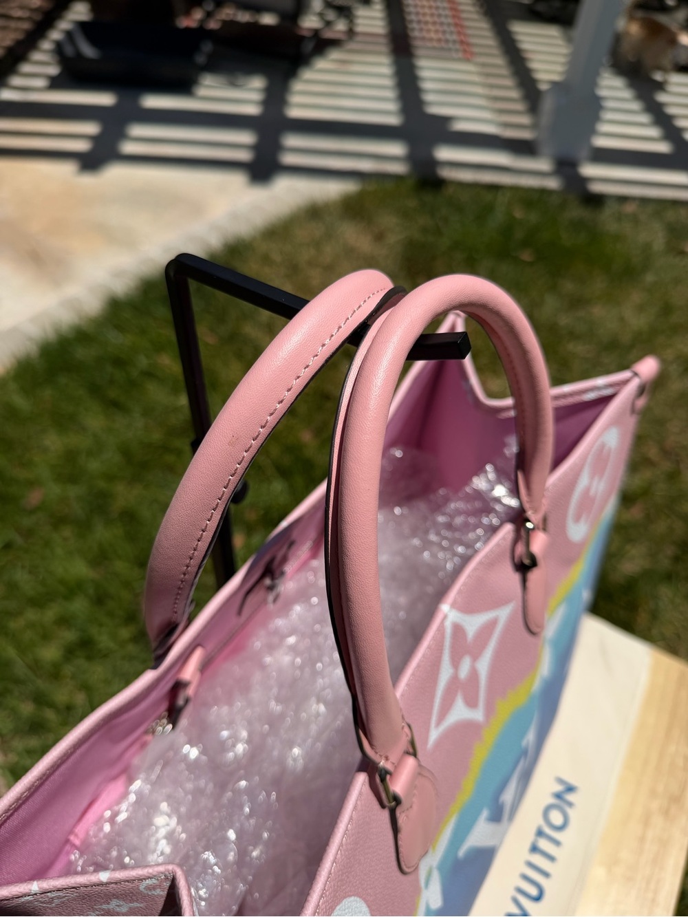 NEW LV Large GM Escale Onthego Pastel Pink Purple Yellow Tie-Dye Tote Bag - Picture 2 of 14